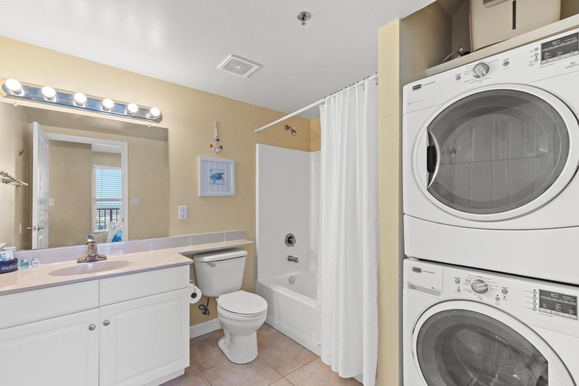 Penthouse With Beautiful Beach Views! 1 Bedroom, 2 Bathroom Penthouse! Panama City Beach Extérieur photo